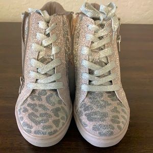 New girls Steve Madden leopard high tops